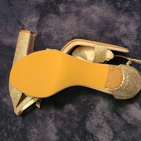 JUSTFAB 4"  Lorelei Silver Rhinestone High Heels - Picture 7 of 10